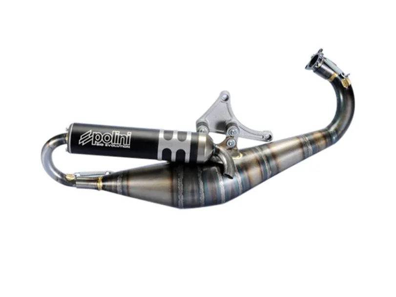 Polini Evolution 2010. Only one year after Polini presented the Evo 3 cylinder and the Evolution 10 exhaust - specifically designed for this cylinder - they already put a new version on the market. And for this new cylinder, there is again a specific exhaust model available: the Polini Evolution 2010.