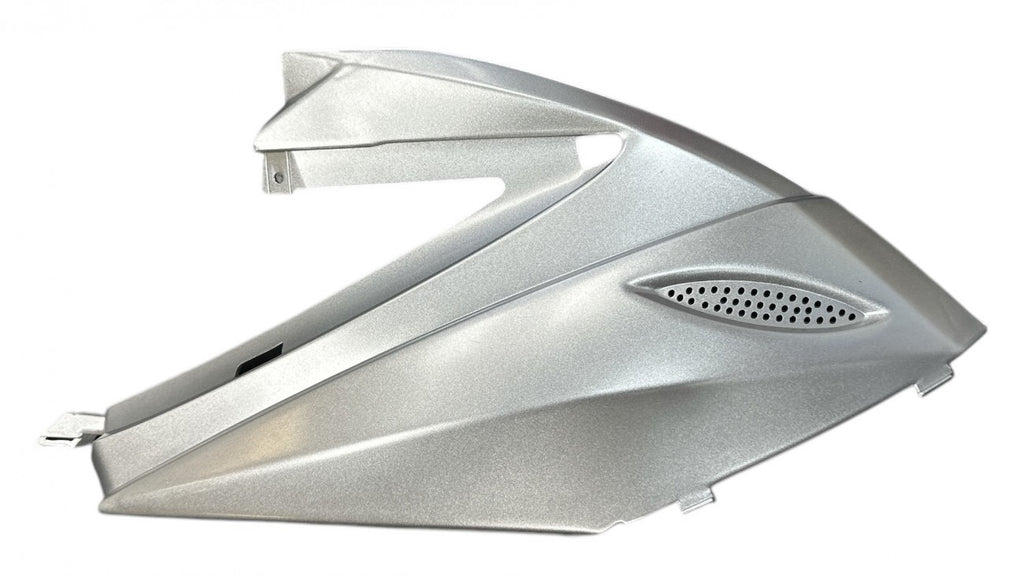 [4] COUVERT CÔTÉ DROIT ARGENT SEC2-2-2 (SCOOTTERRE OEM)