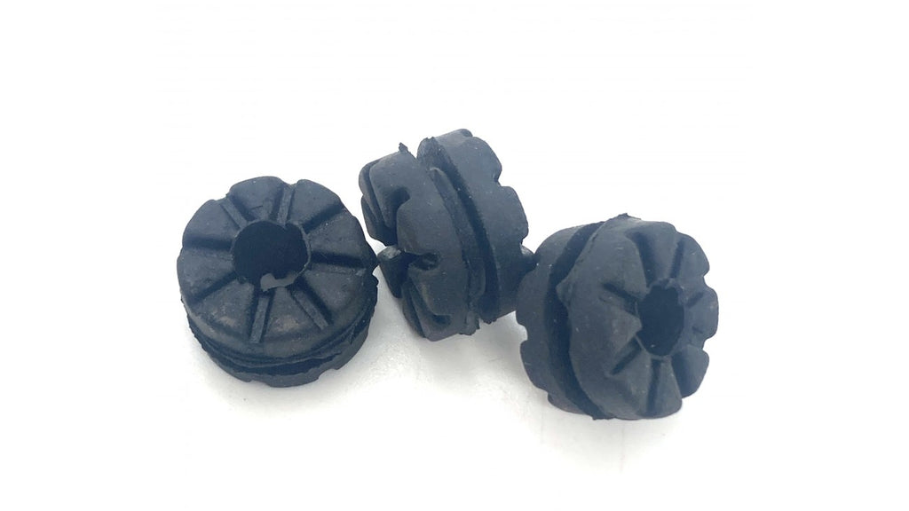 CAOUTCHOUC SUPPORT AILE ARRIÈRE (KIT DE 2) RO8-3-1 (SCOOTTERRE OEM)