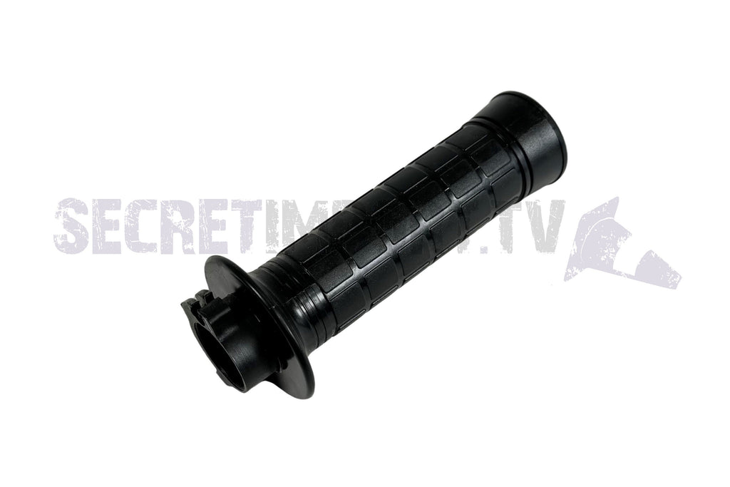Throttle Grip Assembly Adly OEM (Adly GTC) - Poignée d'accélérateur d'origine GTC 53165-101-000 Voici la poignée d'accélérateur d'origine pour Adly GTC / Bulleyes 50cc 2 temps. Elle inclus l'accélérateur ainsi que la poignée d'origine. Here is the original throttle grip for Adly GTC / Bulleyes 50cc 2 stroke. It includes the accelerator and the original handle. 53165-101-000