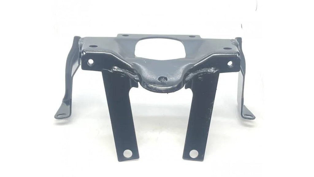 BRAQUETTE ARRIÈRE DU RÉSERVOIR D'ESSENCE RL10-1-1 (SCOOTTERRE OEM)
