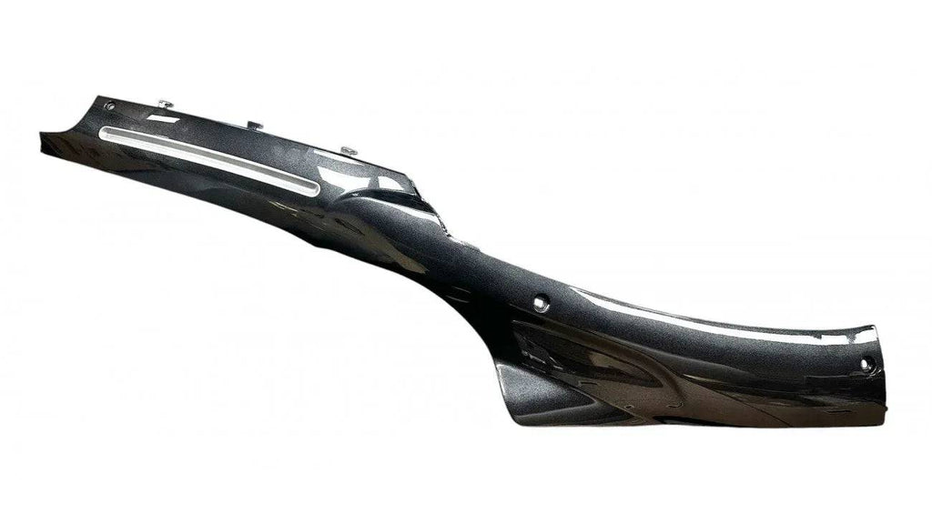 [354] PIÈCE DE PROTECTION DROIT BAS CHARCOAL 2021-2022 SEO3-1-2 (SCOOTTERRE OEM)