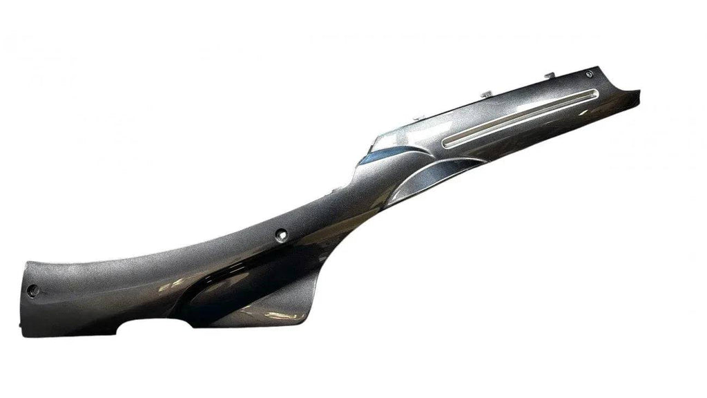 [361] PIÈCE DE PROTECTION GAUCHE BAS CHARCOAL 2018-2022 SEO3-1-1 (SCOOTTERRE OEM)
