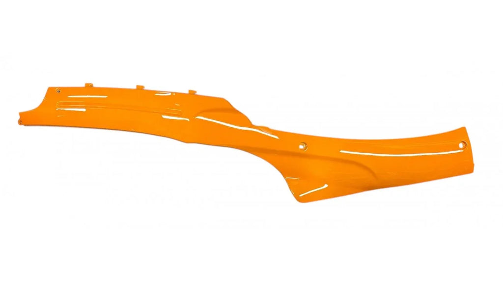 [4] PIÈCE DE PROTECTION DROIT BAS ORANGE CLAIR SEJ2-3-1 (SCOOTTERRE OEM)