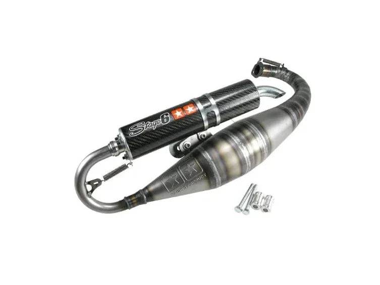The Stage6 R14000 is the Stage6 exhaust with the best performance. Its short resonance length provides high performance in the upper rev range. Hand-welded classy exhaust for an unbeatable price. By the way: A short while ago, the manufacturer started to supply the exhaust system with a revised rear silencer. In order to ensure availability, they are, however, sometimes still supplied with the previous silencer model.
